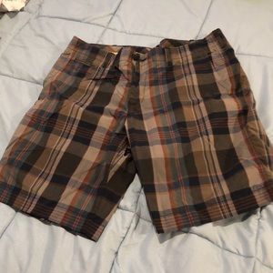 Men’s gap plaid shorts 34